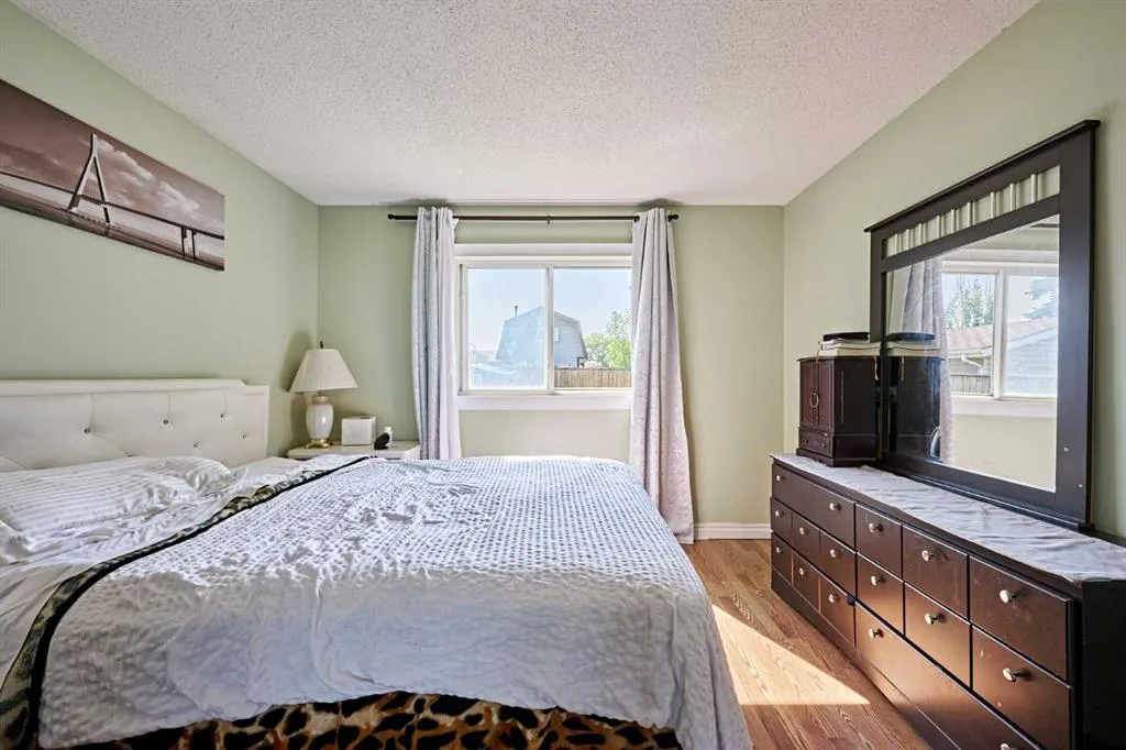 47 Doverglen Crescent SE