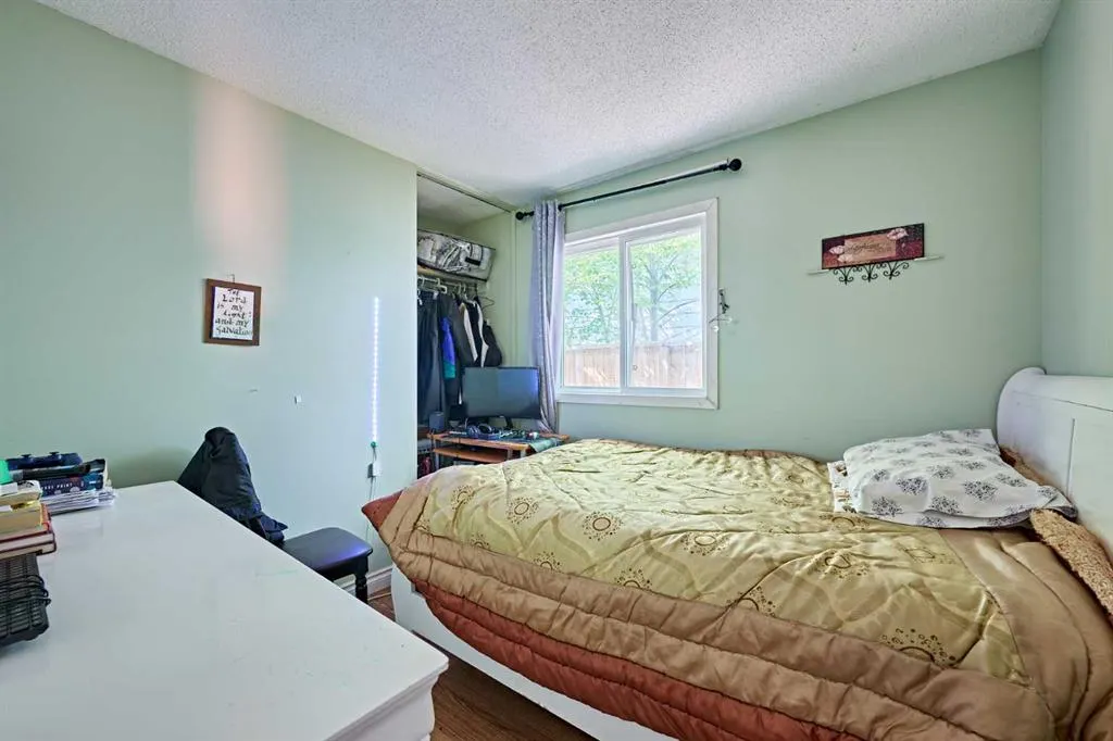 47 Doverglen Crescent SE