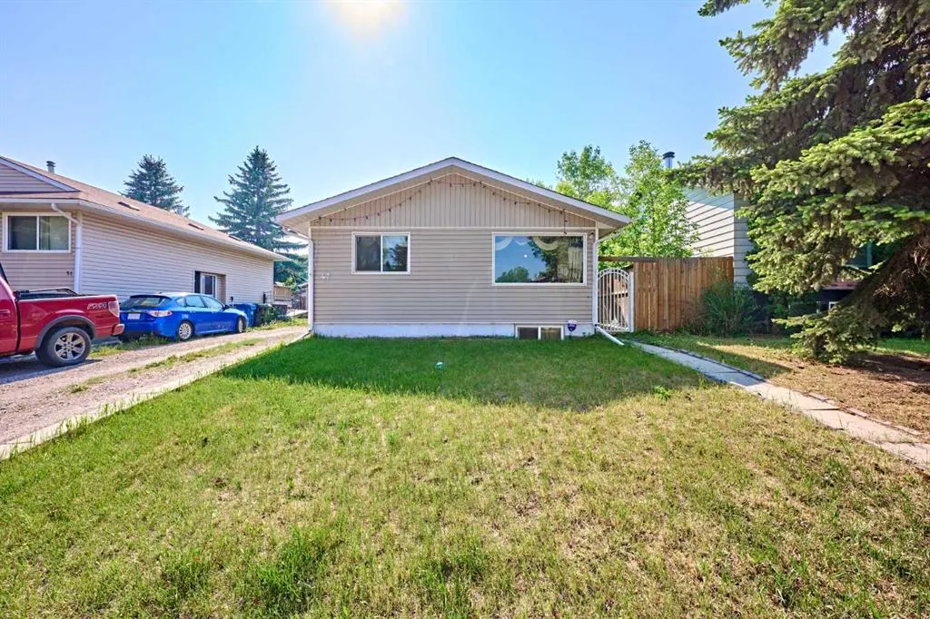 47 Doverglen Crescent SE