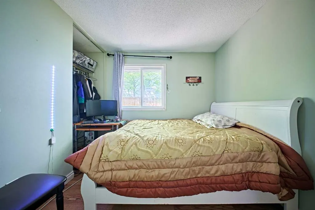 47 Doverglen Crescent SE