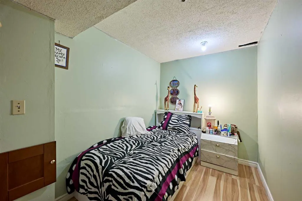47 Doverglen Crescent SE