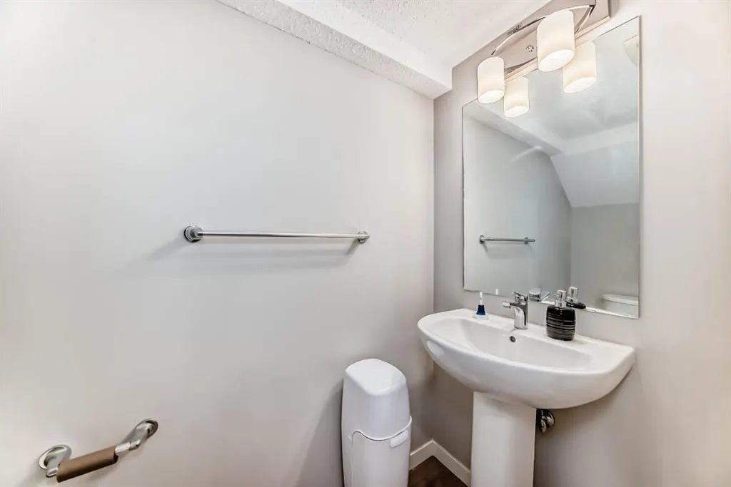 7451 Falconridge Boulevard NE, #1416
