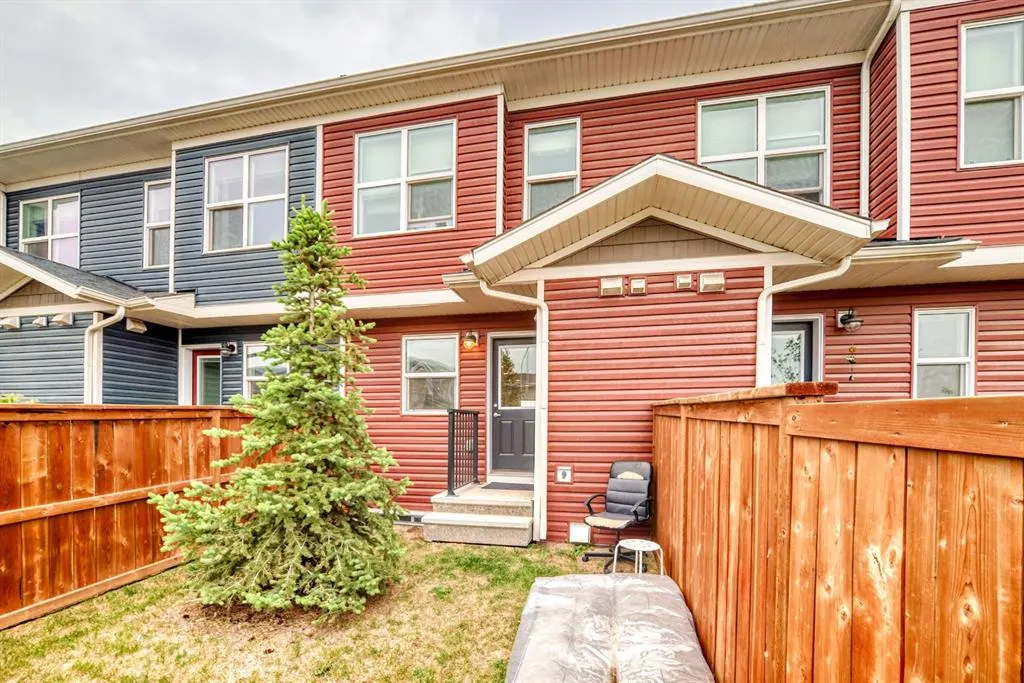 7451 Falconridge Boulevard NE, #1416