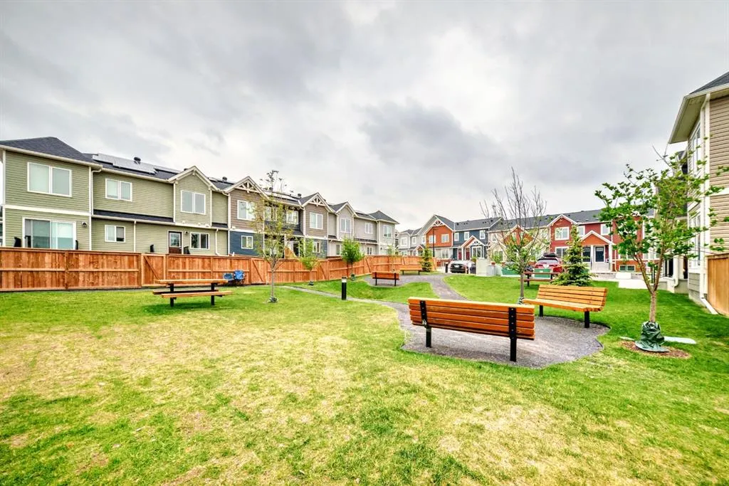 7451 Falconridge Boulevard NE, #1416