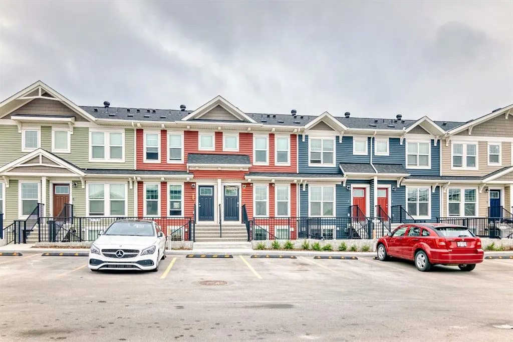 7451 Falconridge Boulevard NE, #1416