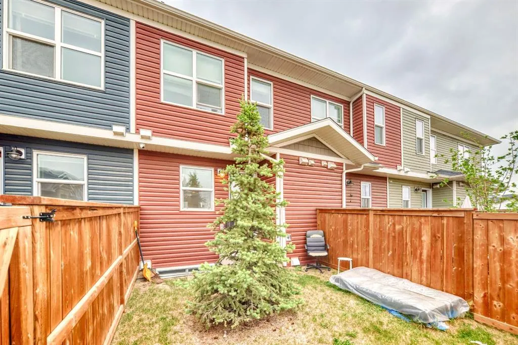 7451 Falconridge Boulevard NE, #1416