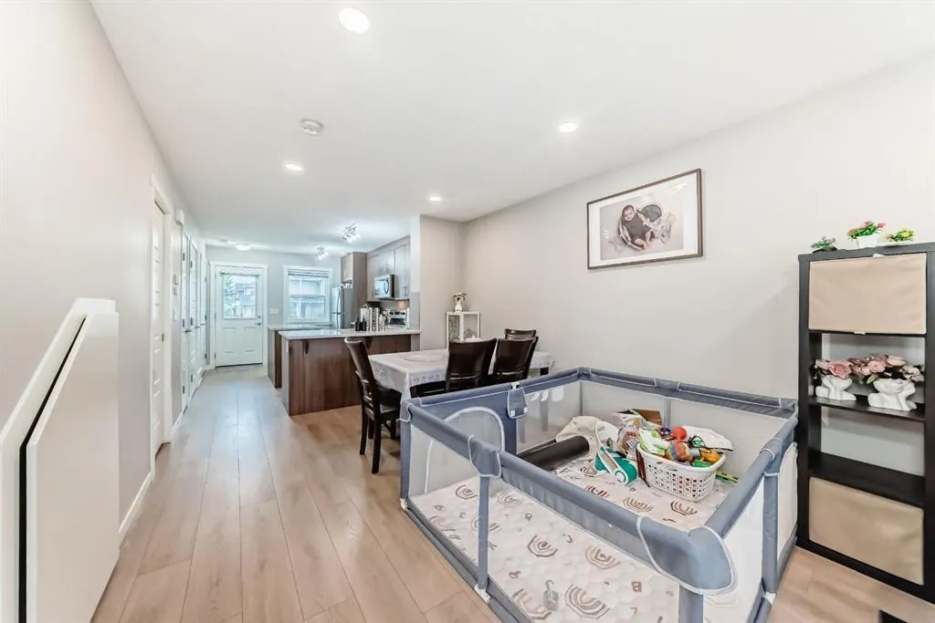 7451 Falconridge Boulevard NE, #1416