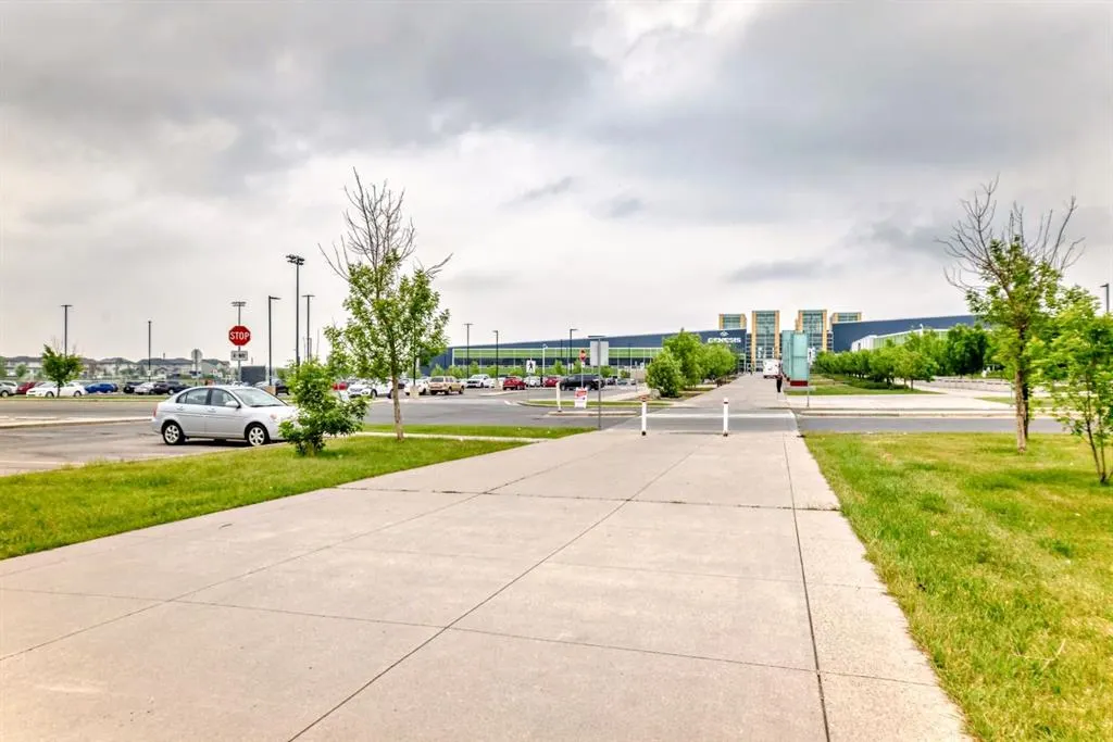7451 Falconridge Boulevard NE, #1416