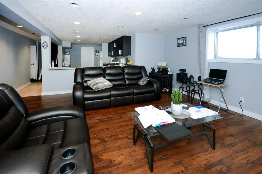 292194 Twp Rd 262