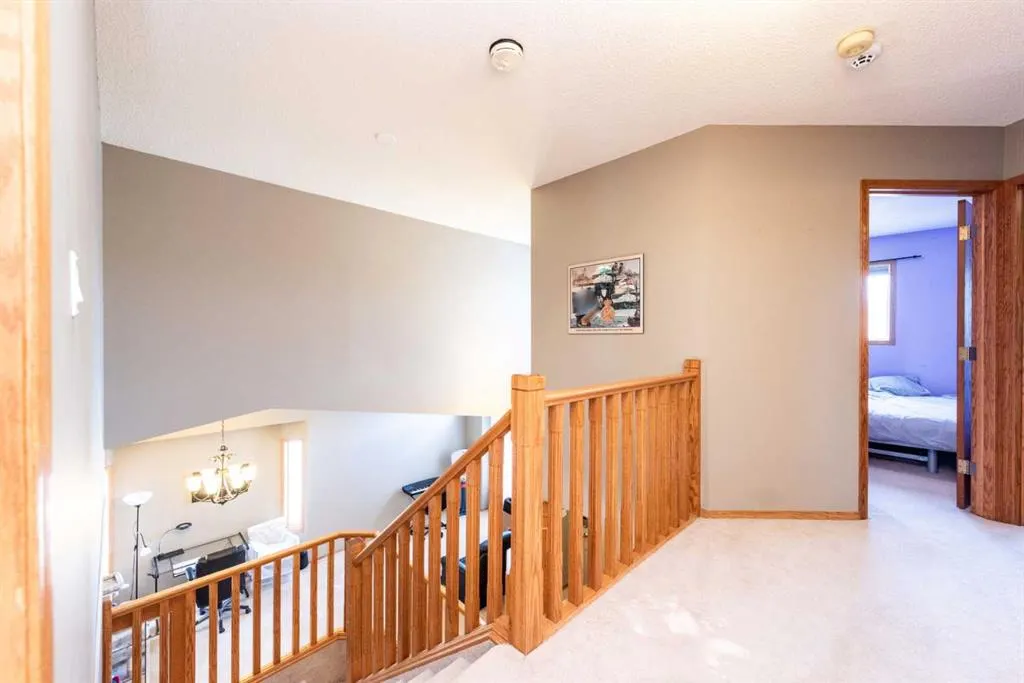 363 Hawktree Circle NW