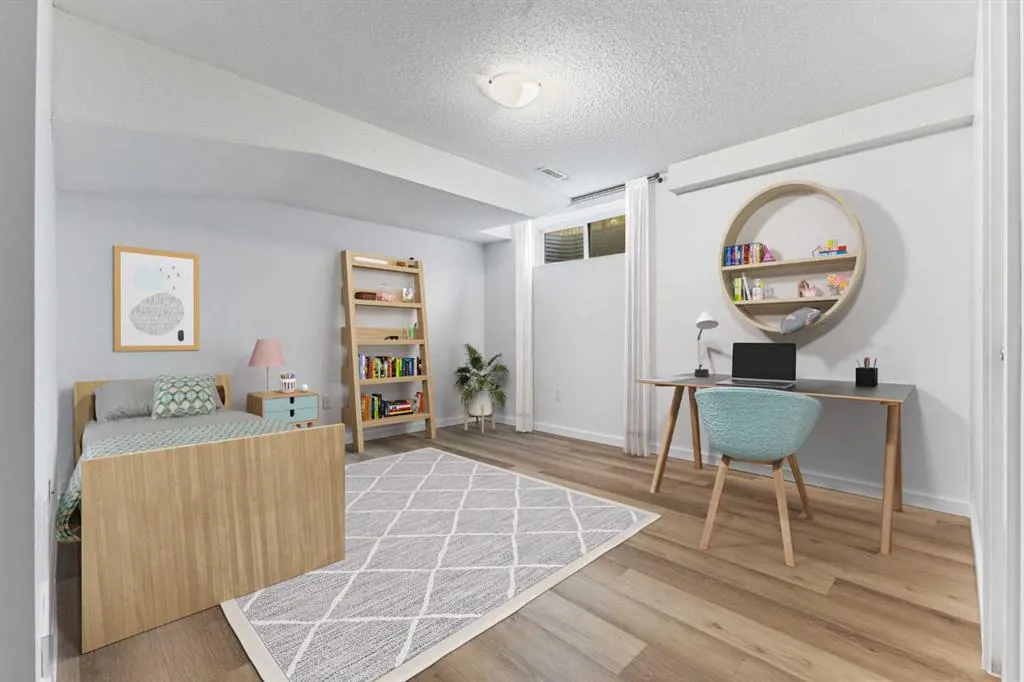 42 Citadel Meadow Gardens NW