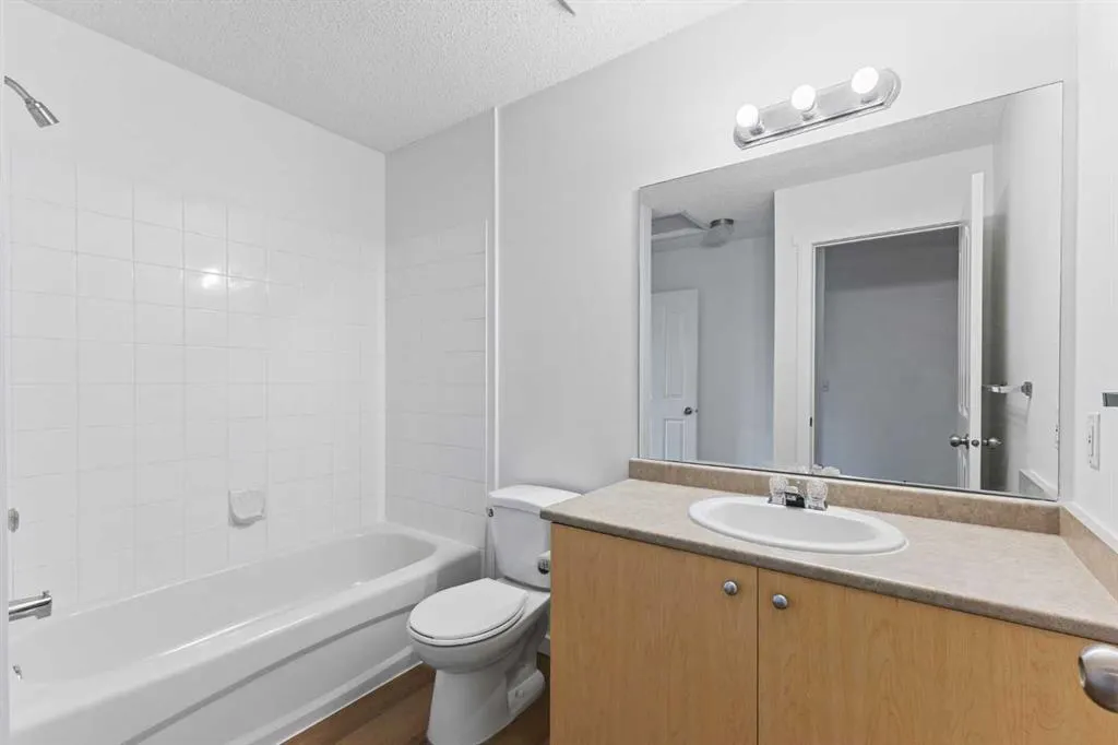 42 Citadel Meadow Gardens NW