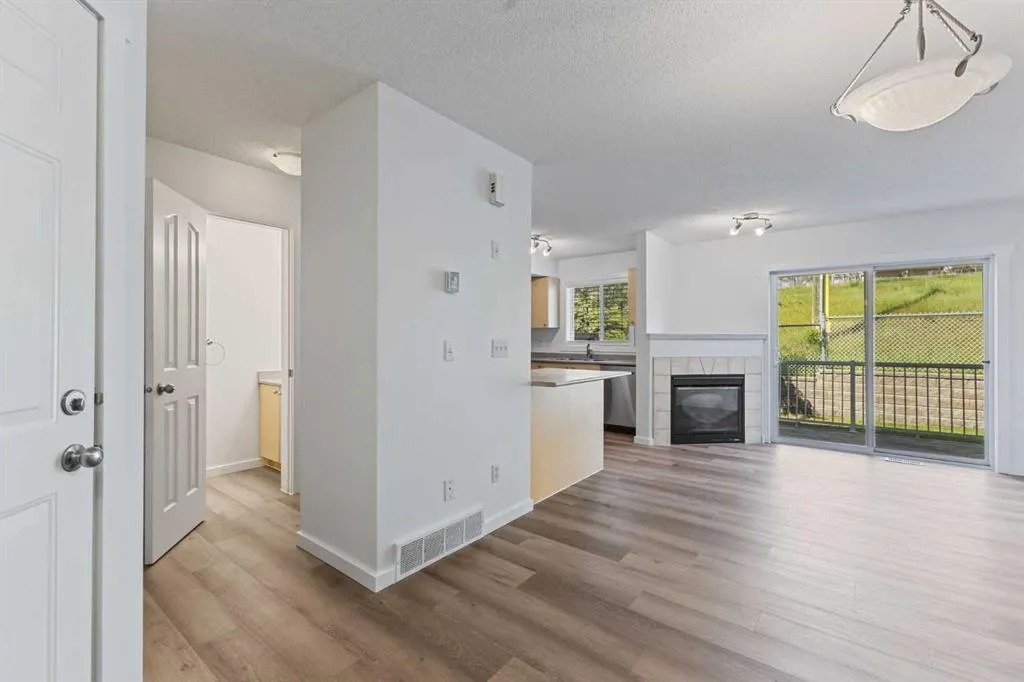 42 Citadel Meadow Gardens NW