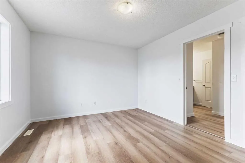 42 Citadel Meadow Gardens NW
