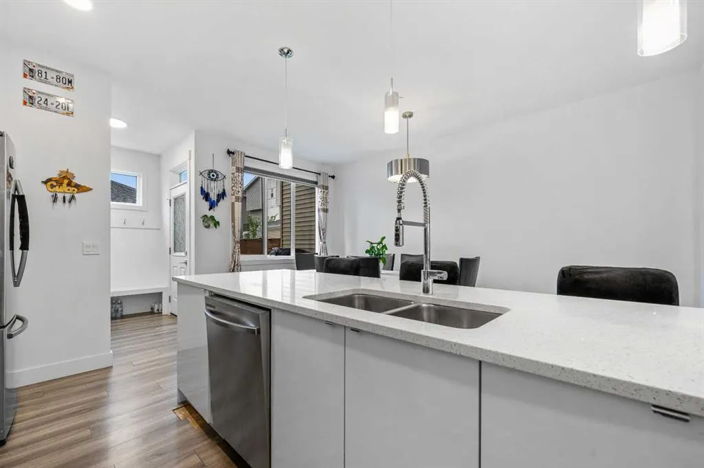 141 Carrington Boulevard NW