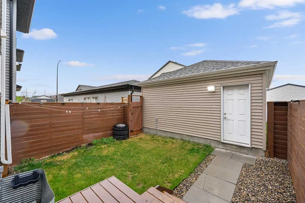 141 Carrington Boulevard NW
