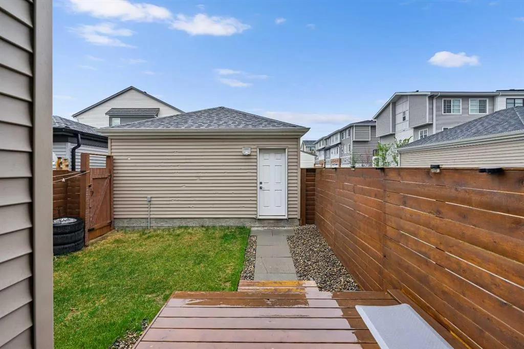 141 Carrington Boulevard NW