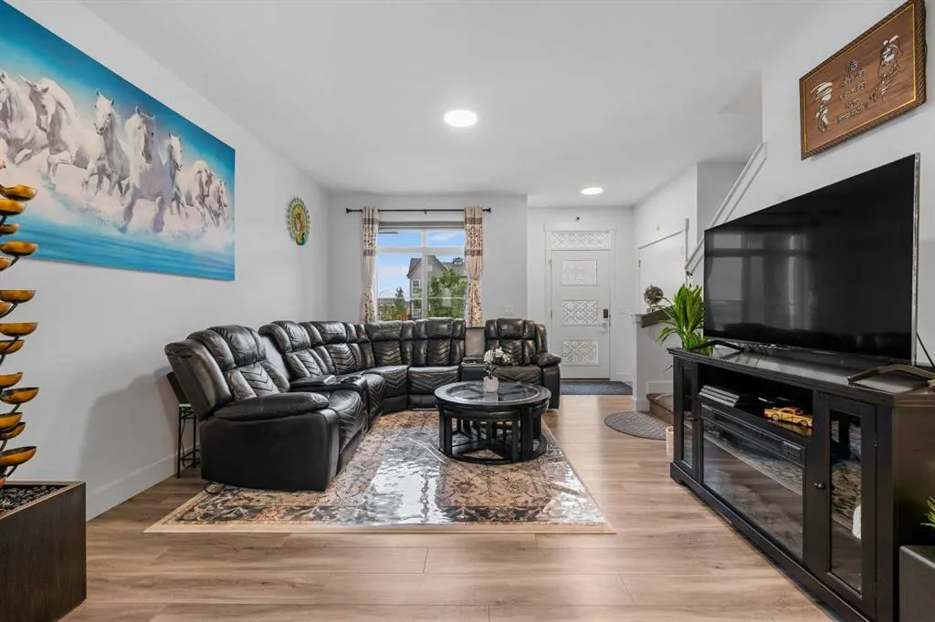 141 Carrington Boulevard NW
