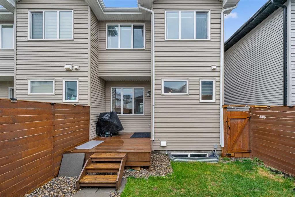 141 Carrington Boulevard NW