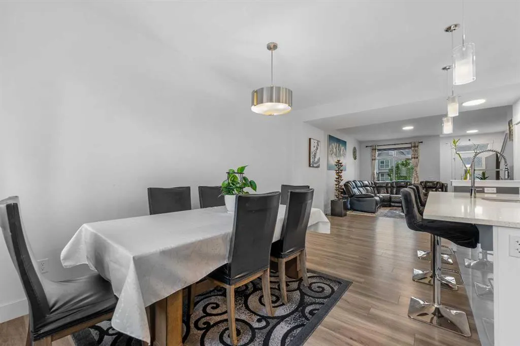 141 Carrington Boulevard NW