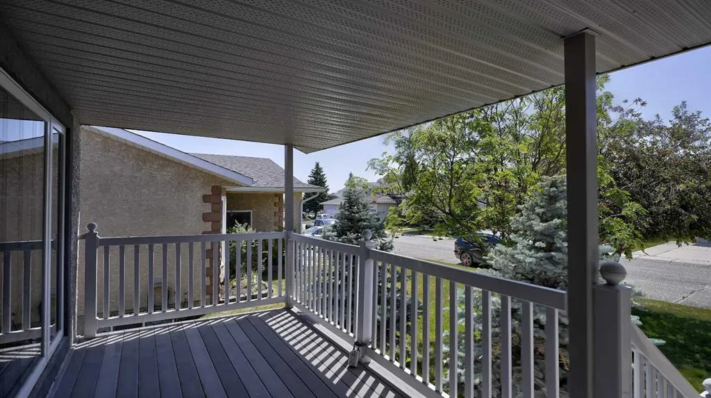78 Athabasca Crescent