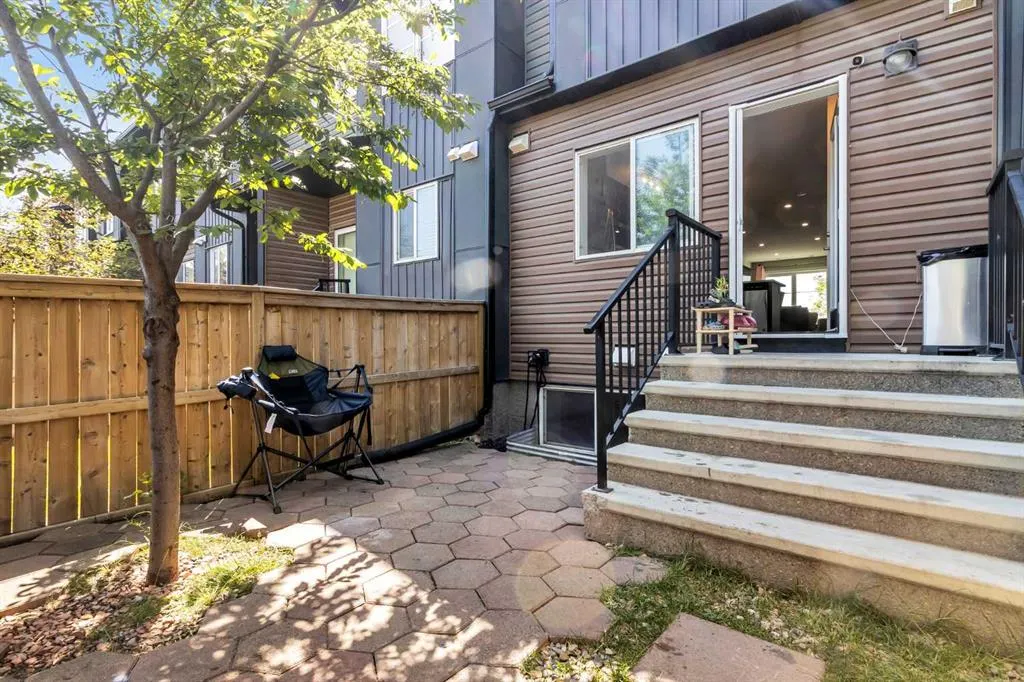 142 Red Embers Gate NE