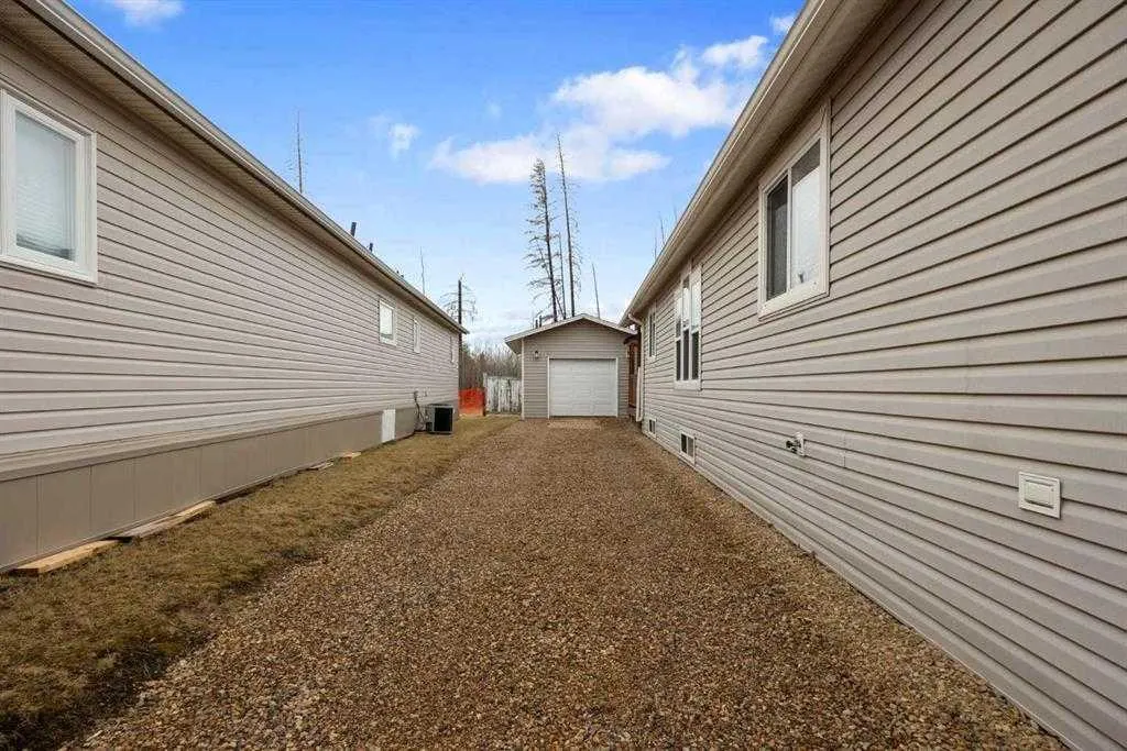 161 Mustang Road