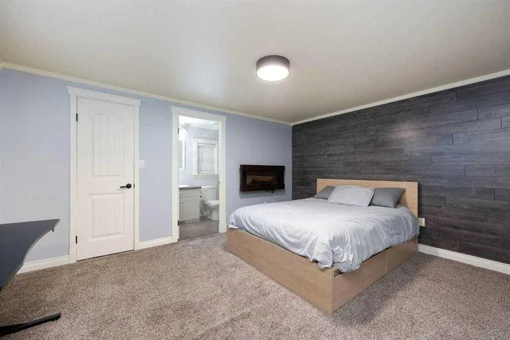 161 Mustang Road