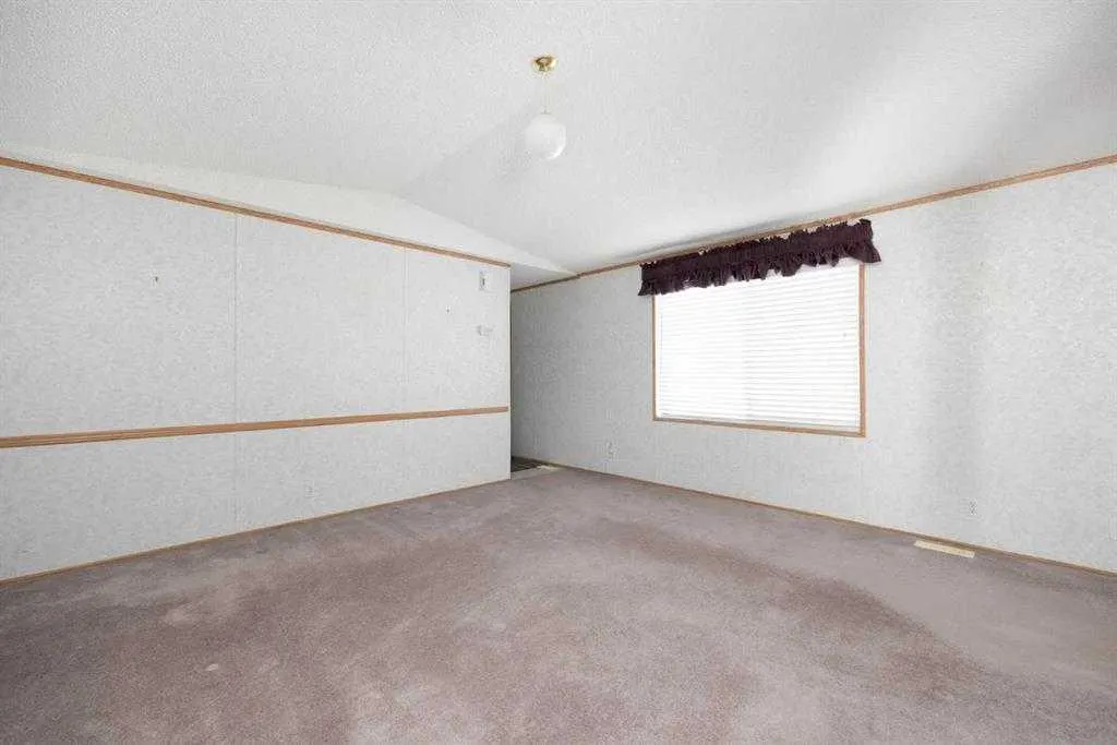 272 Palomino Close