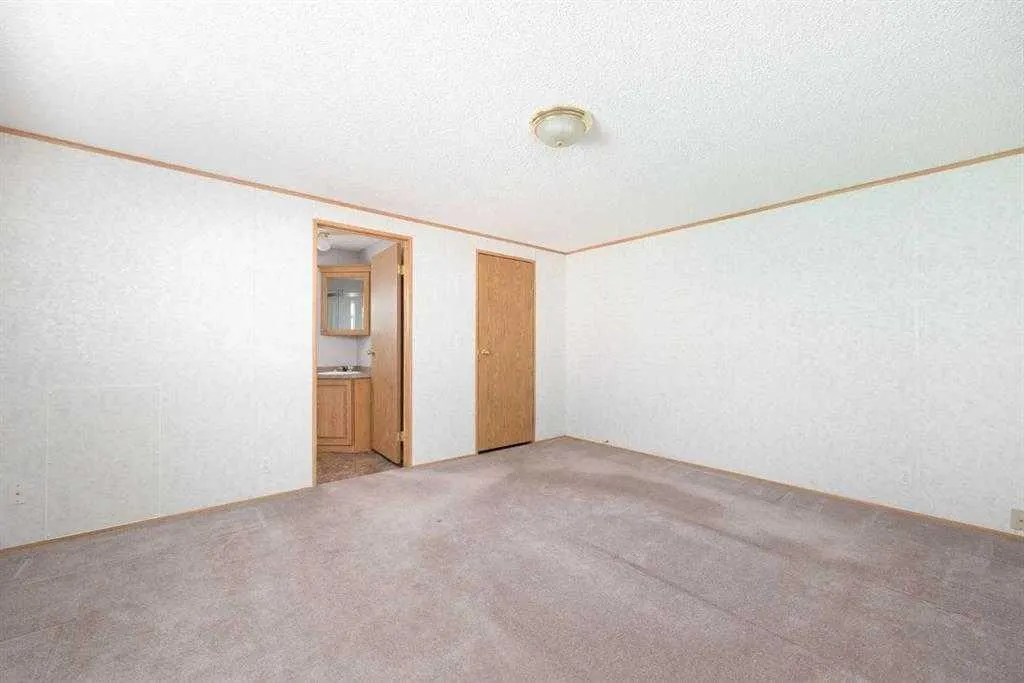 272 Palomino Close