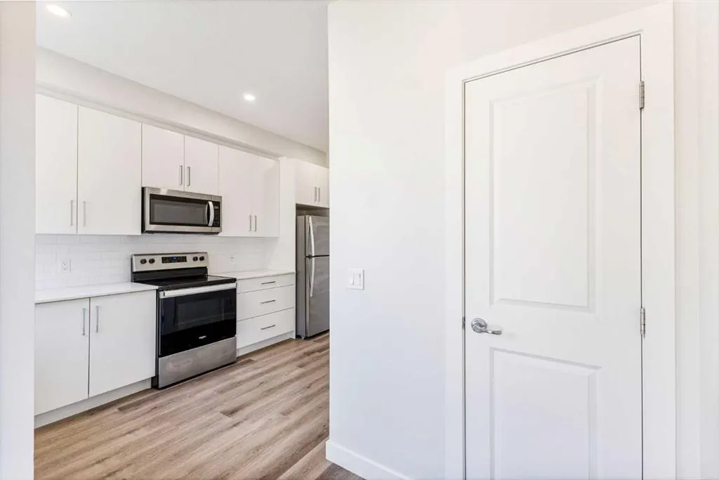 16 Evanscrest Park NW, #310