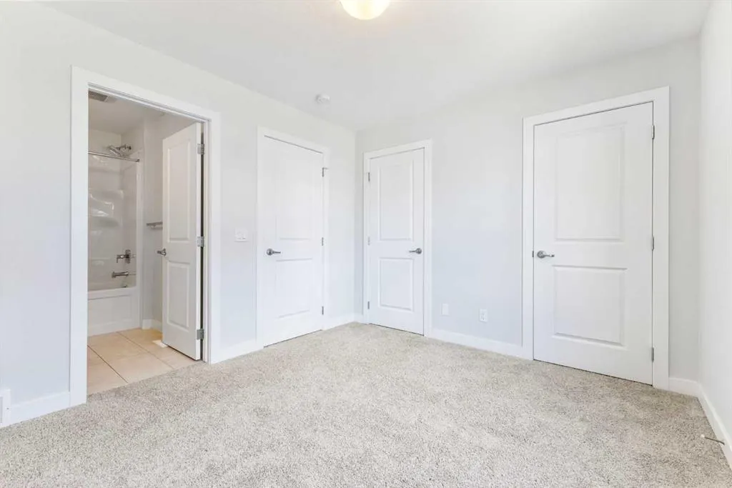 16 Evanscrest Park NW, #310