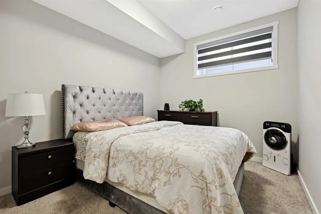537 Marine Drive SE