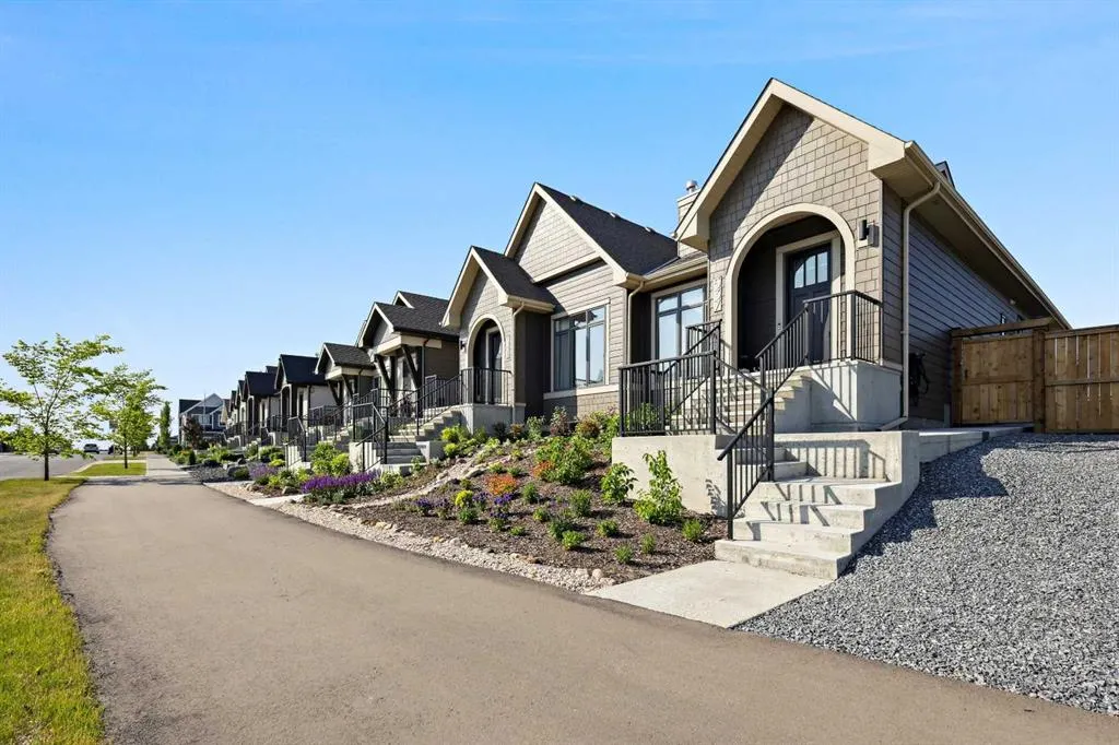 537 Marine Drive SE