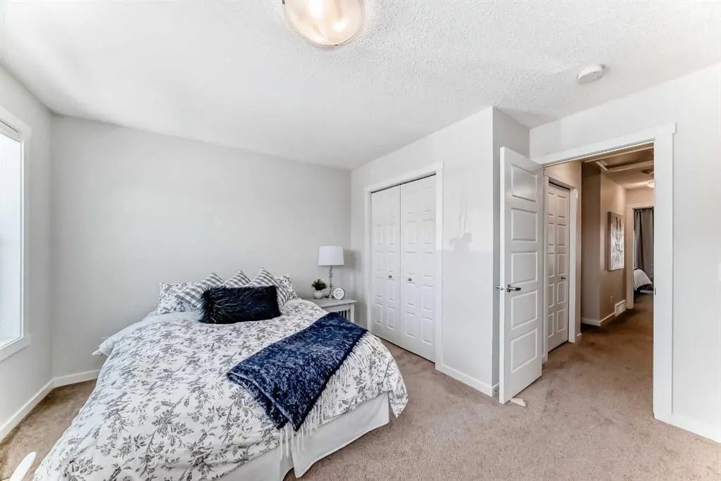 312 Cranbrook Square SE