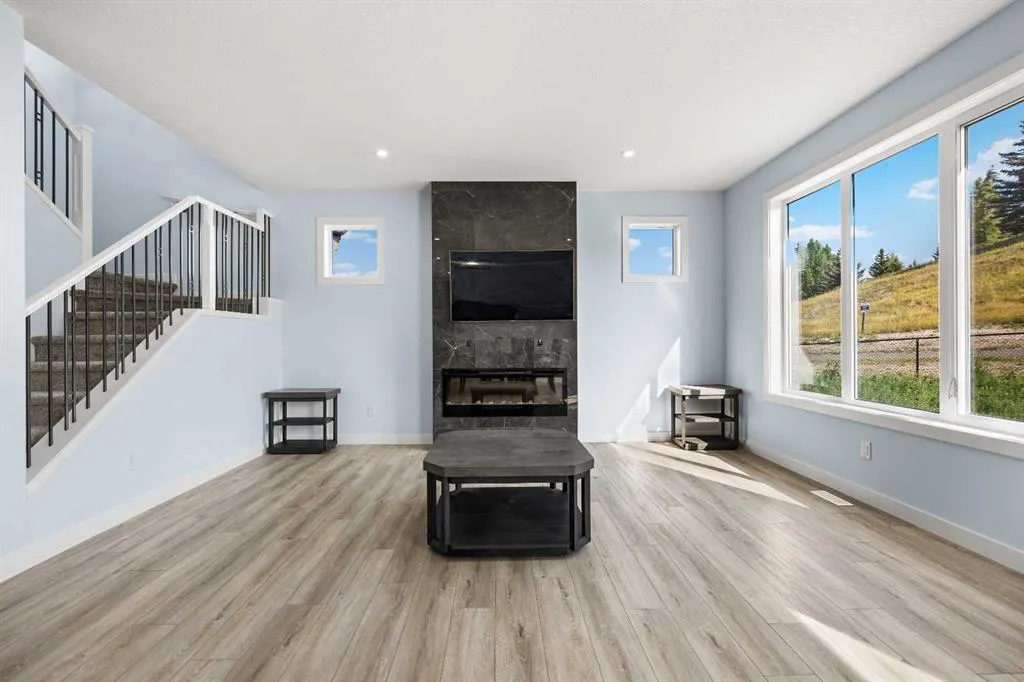 22 Crimson Ridge Cove NW