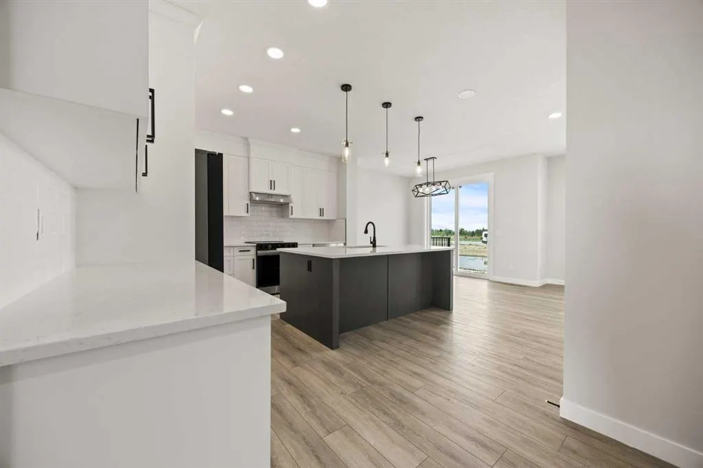 466 Kinniburgh Loop
