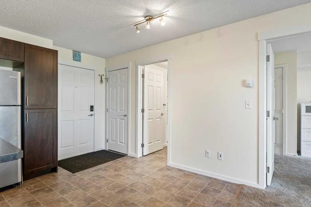 279 Copperpond Common SE, #4104