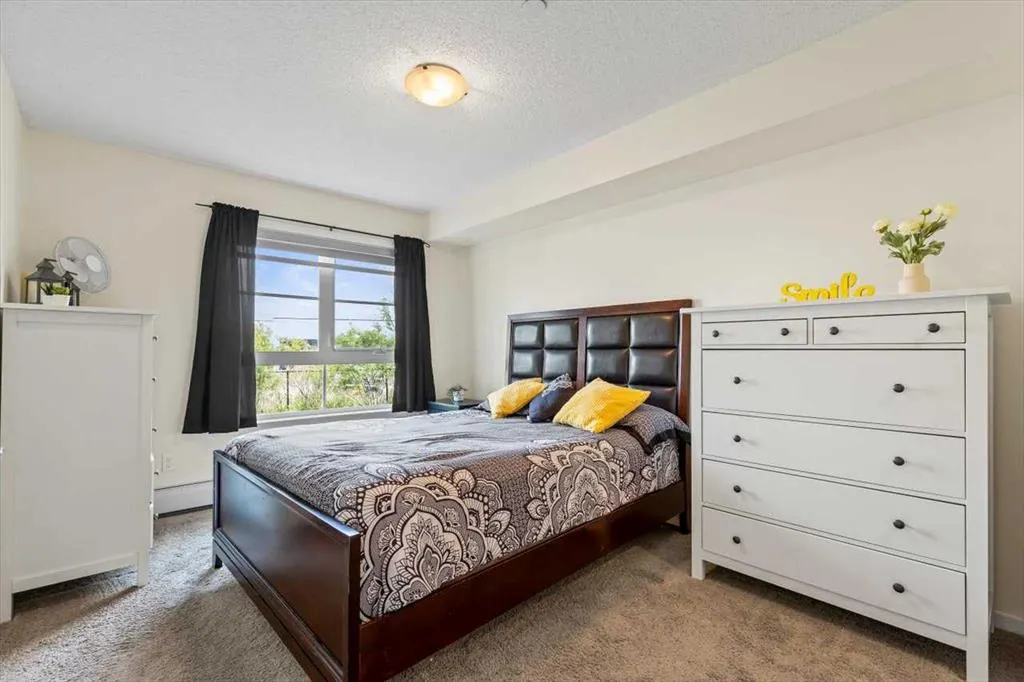 279 Copperpond Common SE, #4104