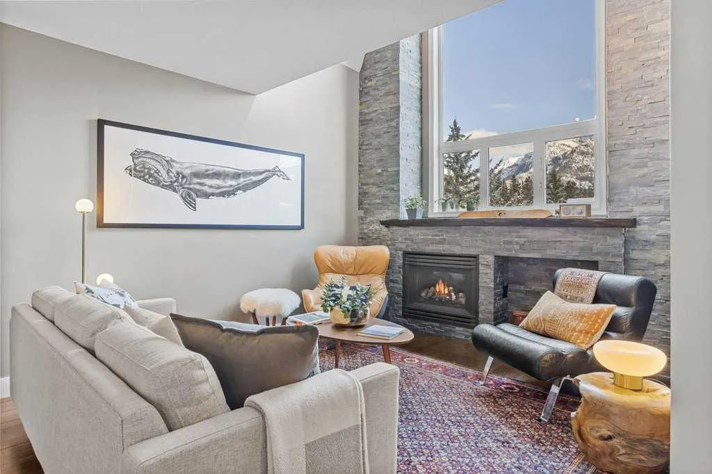 601 4 Street, #3