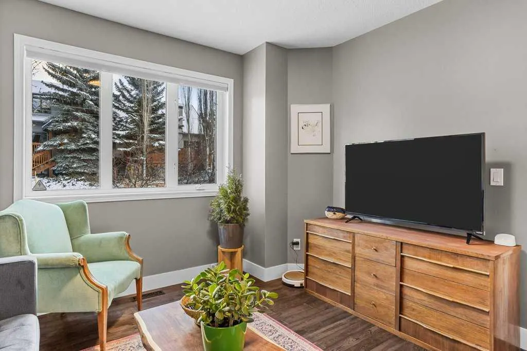 601 4 Street, #3