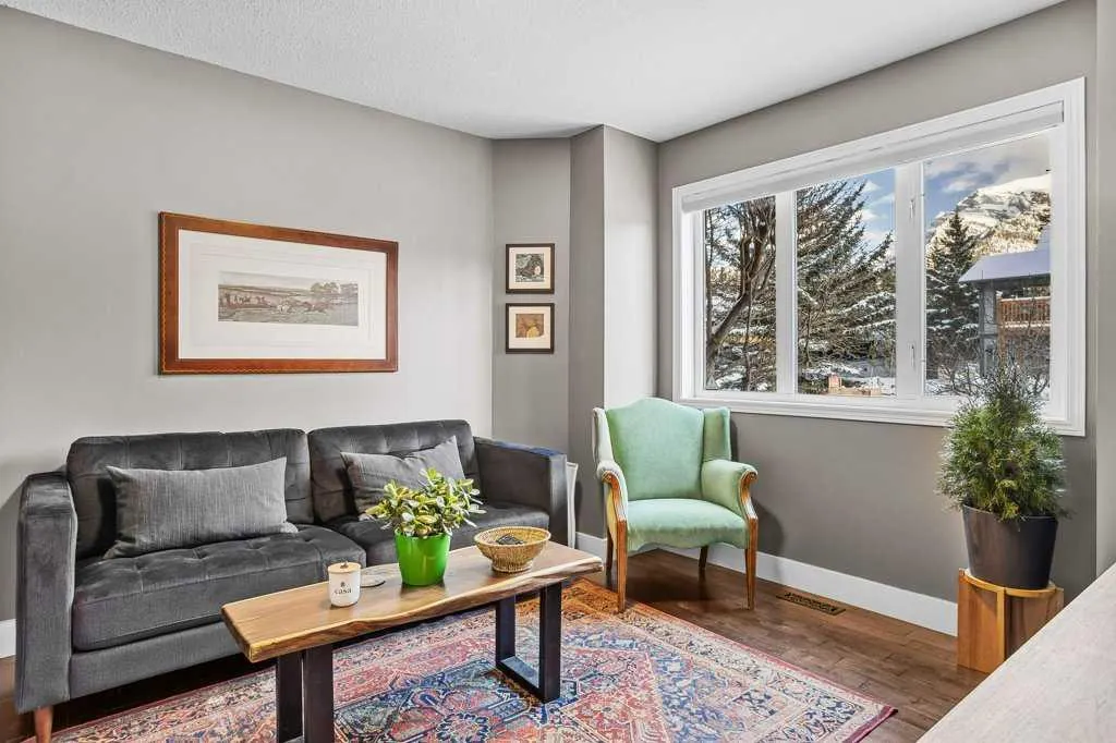601 4 Street, #3