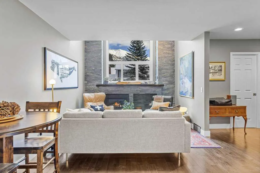 601 4 Street, #3