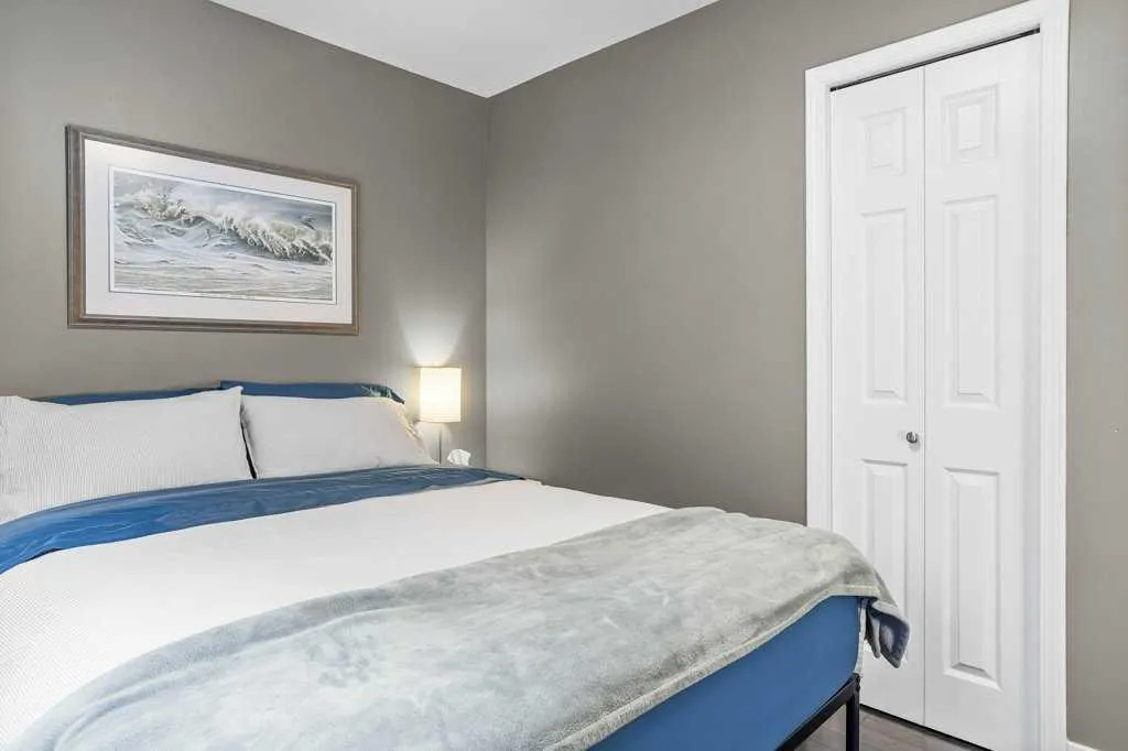 601 4 Street, #3