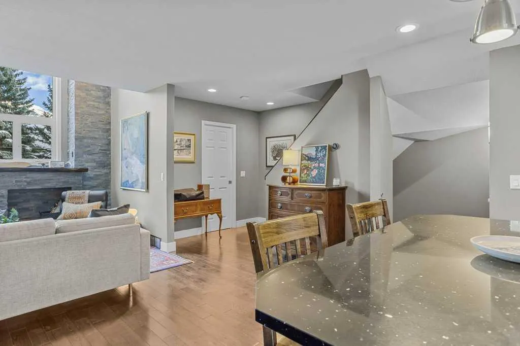 601 4 Street, #3