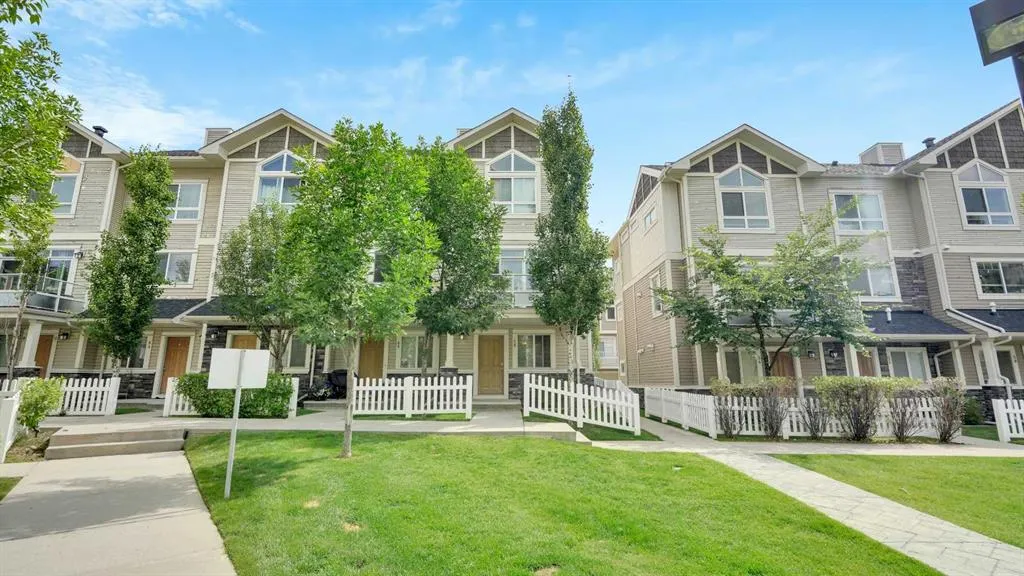 58 Skyview Ranch Gardens NE