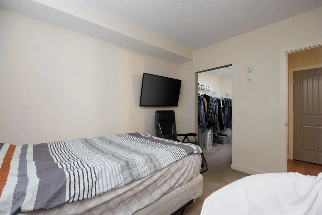 204 Sparrow Hawk Drive, #2209