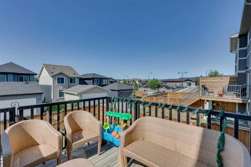 305 Heartland Crescent