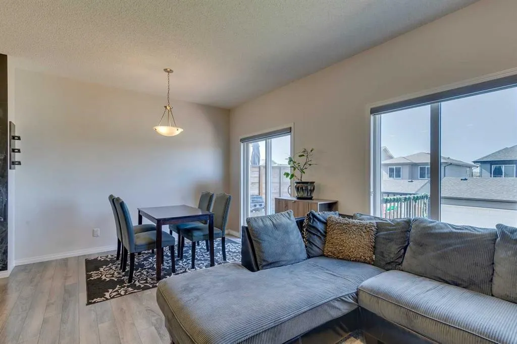 305 Heartland Crescent