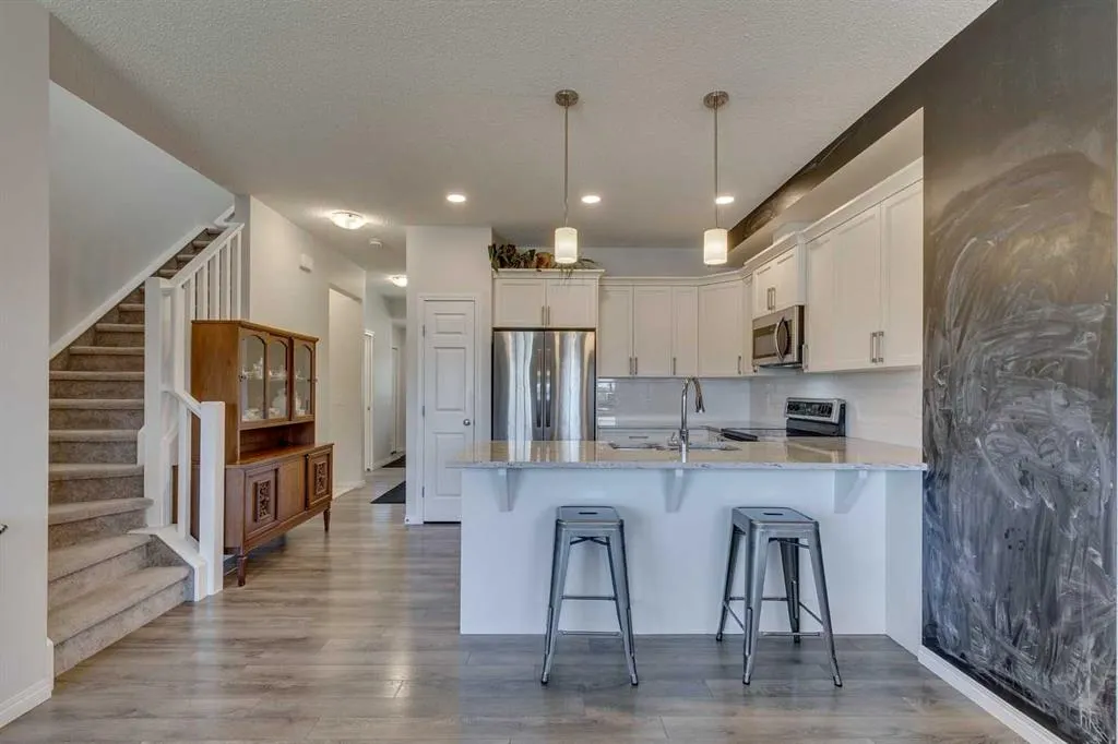 305 Heartland Crescent